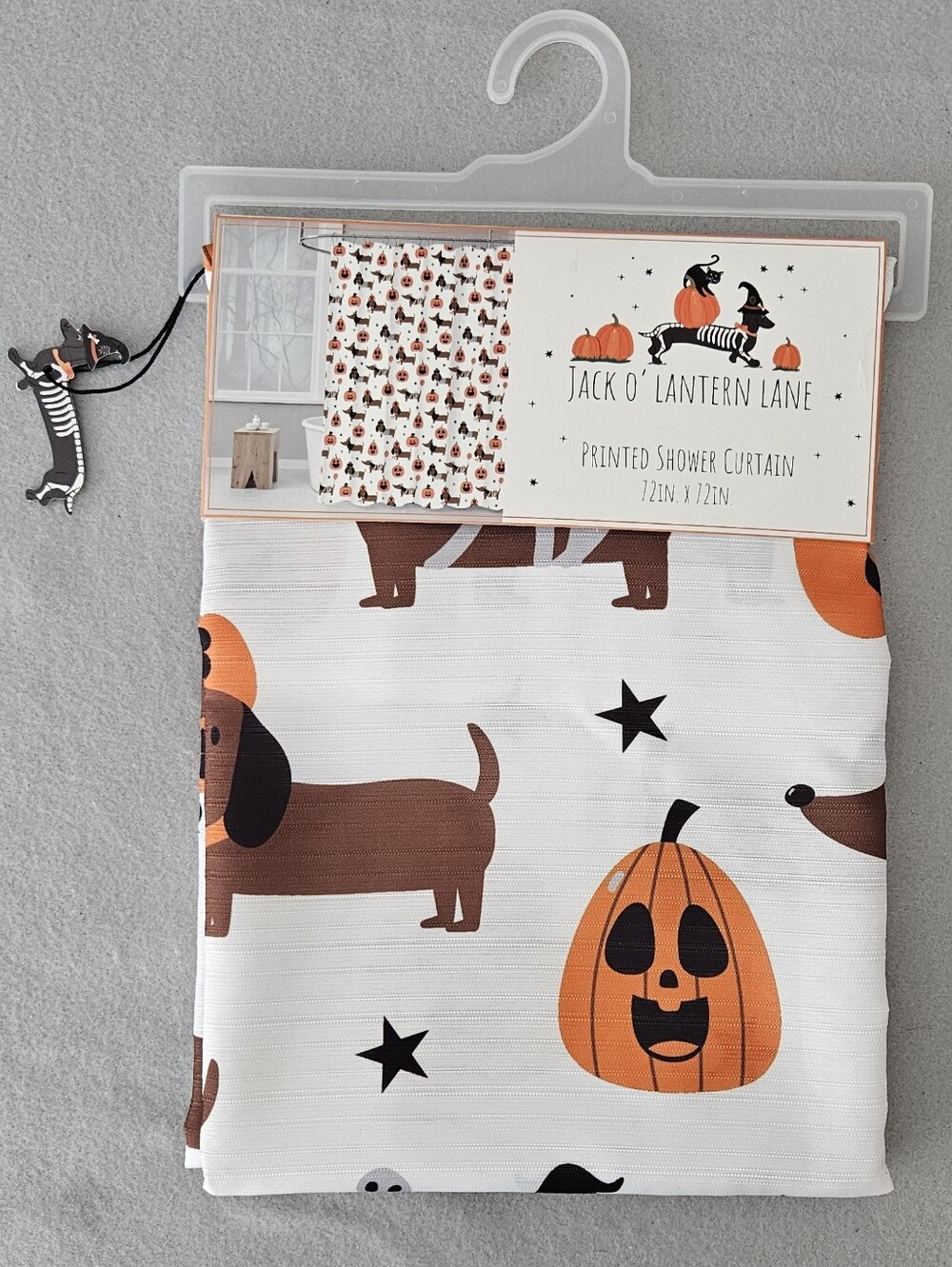 NWT Dachshund Halloween Shower Curtain 72" x 72" – Pumpkin Wiener Dog Spooky